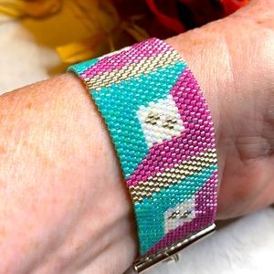 NEW!!!   BRACELET by Jewelry From the Heart